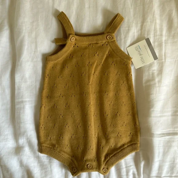 Little planet knit romper 9 months - Picture 1 of 3